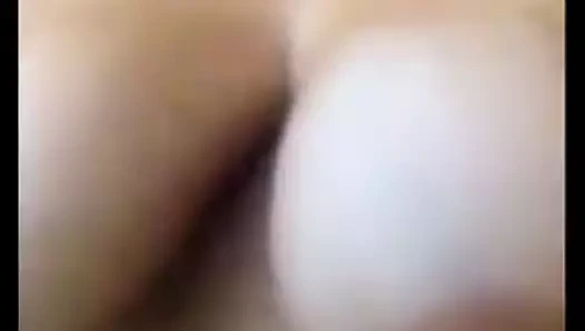 büyük memeler sıçrayan