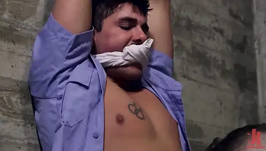 Jett Jax ve Wolf Hudson edepsiz polis tuzakta yakalandı!