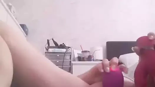 Amatör milf solo yapay penis mastürbasyon orgazm