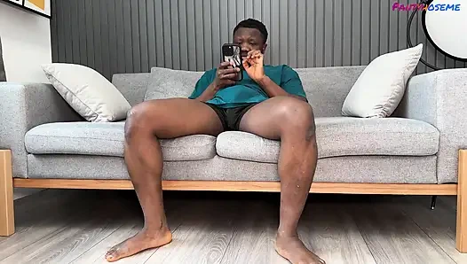 Stella ve Alex şanslı zenci adamla ırklararası anal külotlu çoraplı seks ffm üçlü seks yapıyor