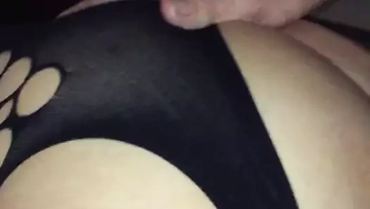 Karılarından gelen yabancı lanet