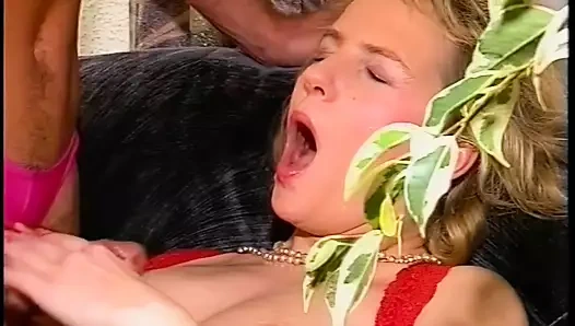 Milf hat sich Callboy bestellt und wird endlich mal gefickt