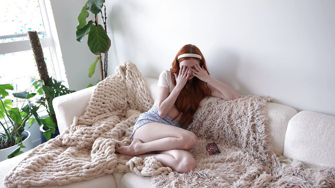 Sevimli lezbiyen üvey kız kardeş eski sevgilisine geri dönmek istiyor - kızıl gökyüzü - lev lieben