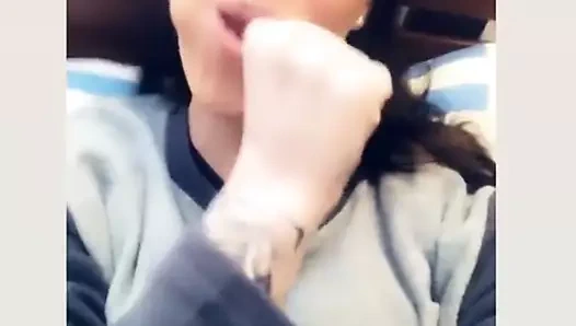 Vale roth bir el ile emmek