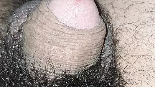 Üvey annenin en iyi yakın çekim oral seksi, üvey oğlunun dölünü dizlerinin üzerinde yutuyor