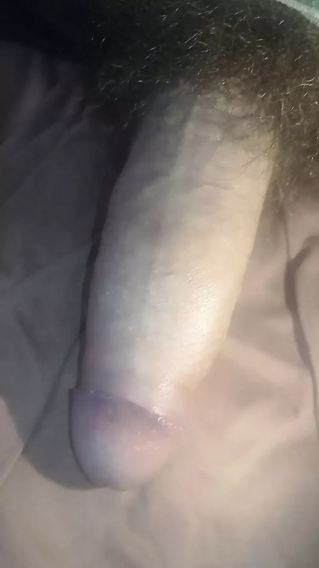 Odamda genç Kolombiyalı pornosu mastürbasyon yapıyorum