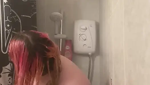 Yanlışlıkla duşta sol telefon