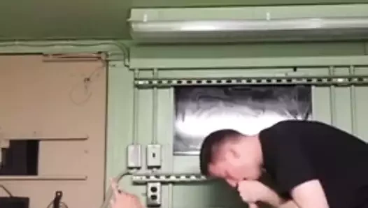 Ağzımı chav's cum ile doldurma