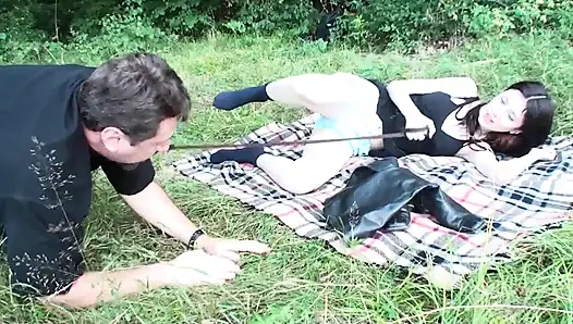 Açık havada ayakkabı ve tabanlar sworship