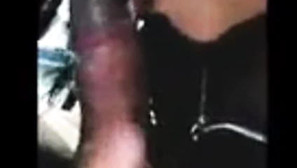 Esposa dando ricas xhupadas de verga y se come mis bendicion