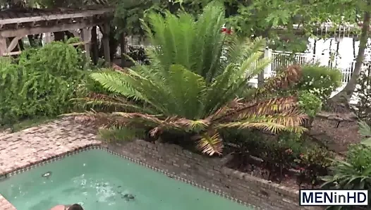 Tattoed iri parça onu sikikleri önce sporcunun büyük horoz berbat