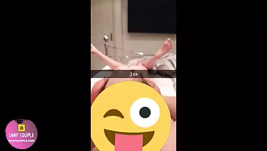 Gagging üzerinde onun horoz kadar o boşalmak aşağı benim boğaz