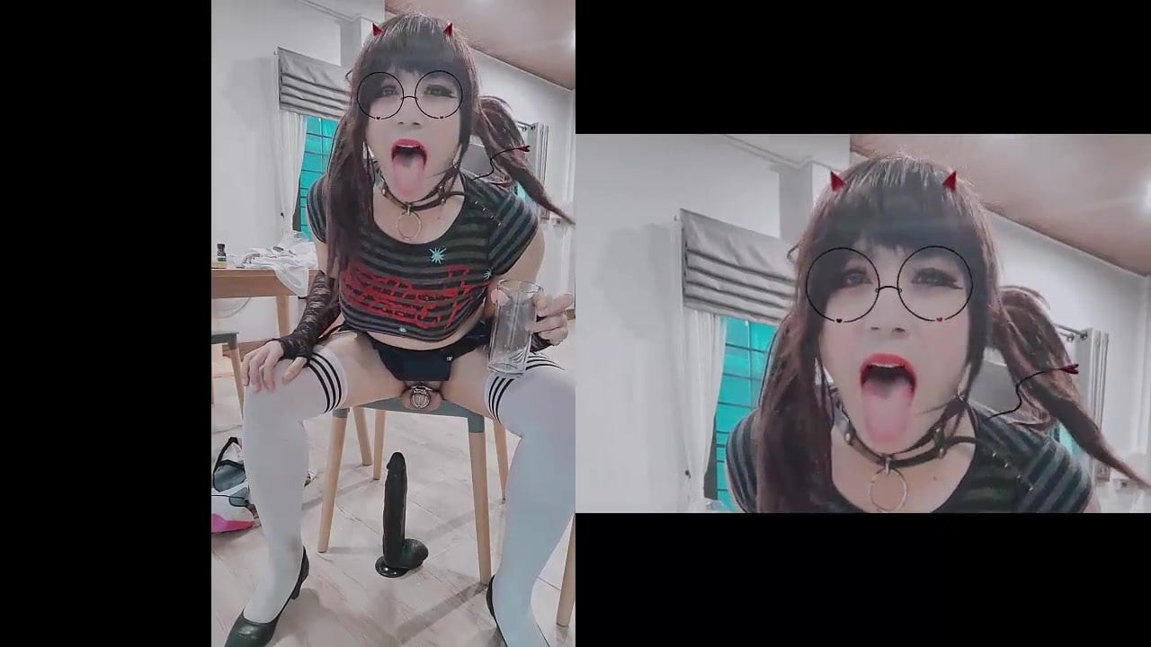 Sissythai tadı onu işemek (çok utangaç ve azgın)