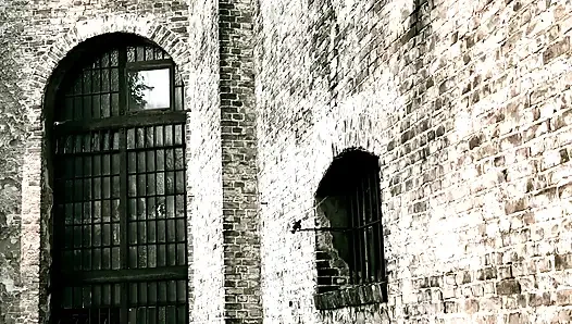 Dominatrix sahibe April - hücre 45 Nisan hapishanesi, bölüm 1