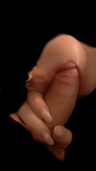 Evli kadın tatildeyken sakso kuralına uymadı ve bir yabancıya sakso çekti.