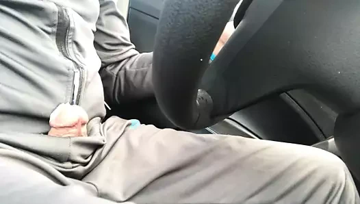 Büyük horoz boşalmak handsfree içinde araba binmek açık havada