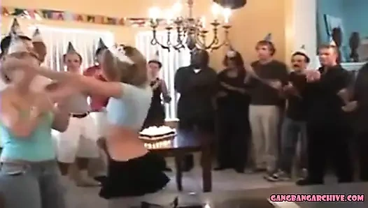 Grup seks archibe - genç evli kadın grup seks