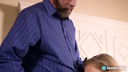 April Aniston Lets Her Stepmom's Boyfriend Fuck Her in the Ass