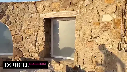 Mykonos'ta grup seks