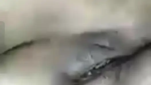 Sakso yüksek sınıf Delhili kız görüntülü görüşme sakso çekiyor.