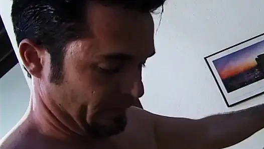 Dil kıllı göt deliğini derinden alıyor - ıslak dilleme bağımlılığı