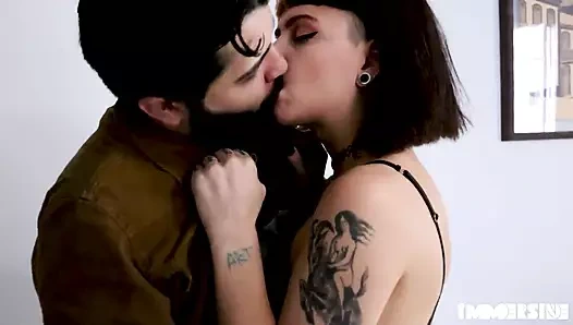 Yeni grup partnerimin götünü sikiyorum