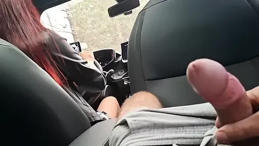 Uygulama sürücüsünün arkasında mastürbasyon yaptım