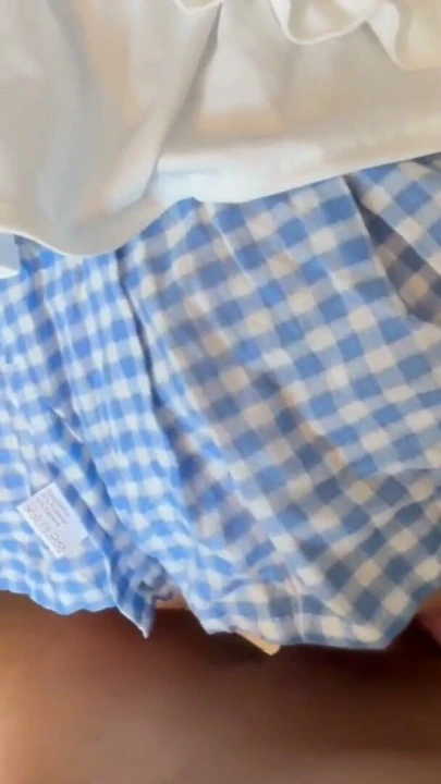 İnternetteki en iyi video, üvey kız kardeşim hizmetçi olarak beni tarafından sikiliyor!! | Klip 1