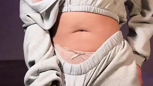Viviana trans latin sarışın saç mastürbasyon yapıyor