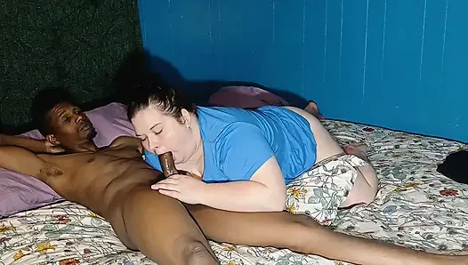 Döl yiyen o yarağa şaplak atıyor gırtlağına kadar alıyor kraliçe lynn