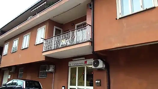 Götümde amcığım var