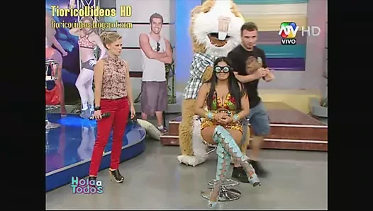 Giuliana Rengifo Aguas de Oro HD