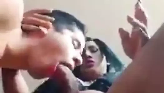 Travesti sürtük fahişe 284