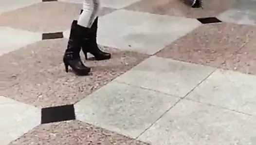 Siyah memeler ve eşek!!!