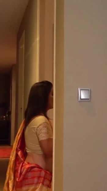 Unforgettable moment from "Chachi Amma ne Bete ka lund choos ke apni chut chudwa li"