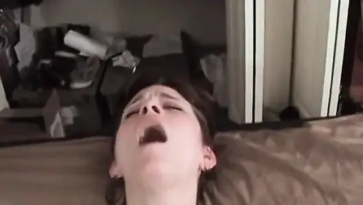 Yeni reşit lezbiyenler takma yarakla edepsizleşiyor