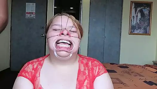 Esaret altında yüze boşalma yüze boşalma sahnesi