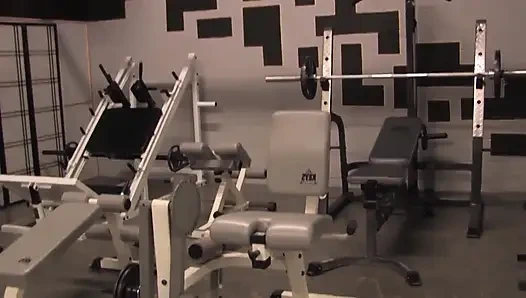 ıslak amcık sikiş festivalinde zonklayan yarak