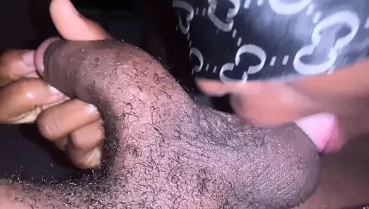 Seksi öğrenci uzaylılar hakkında konuşmaya geldi amatör saksoyla bitiyor ve sert yoğun sikiş onu büyük zenci yarağı şampiyonuna 5 kez getiriyor