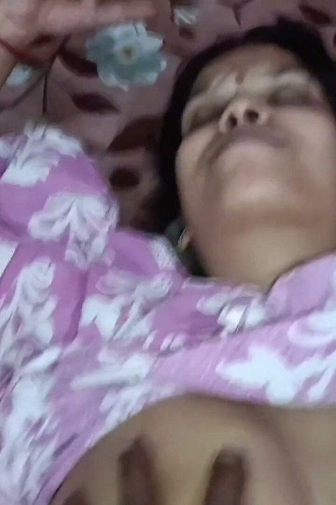 Genç kızla yaşlı adam
