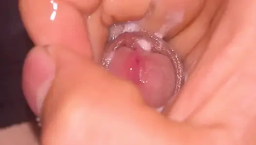 18-year-old guy wants sex when he is alone in the room