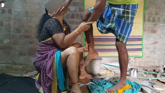 Hintli ateşli üvey anne yongboy ile güzel dölleme seks videosu