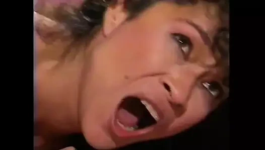 Kocasının sert büyük yarağına binmekten memnun