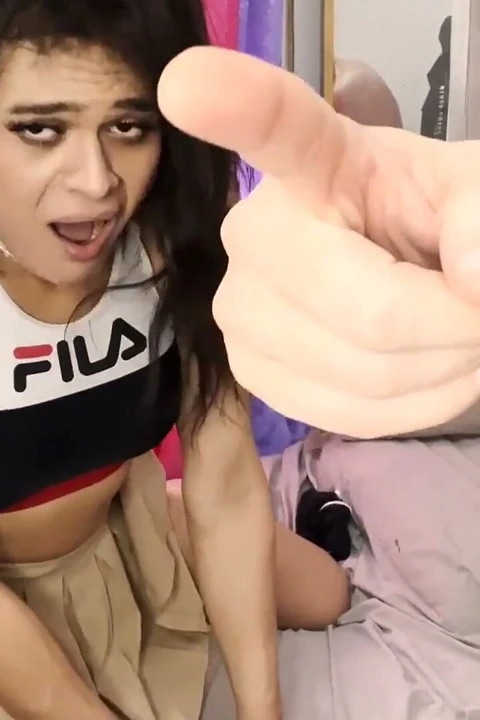 Üniversite kadısı anal tedavi aldı