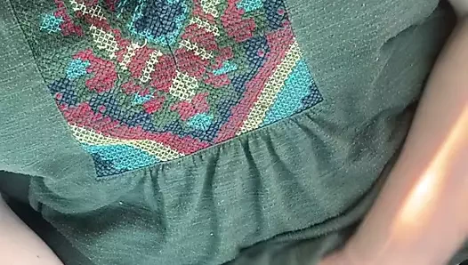 karısı mastürbasyon içinde araba