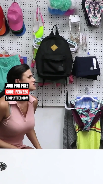 Hırsızlık yaparken yakalandı