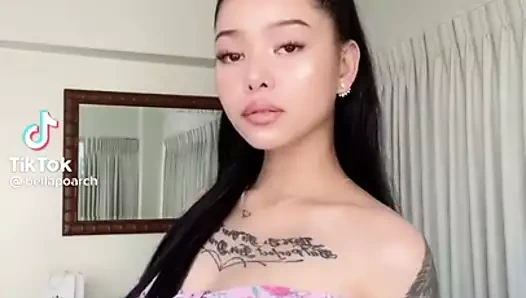 Bella Poarch Lolsies