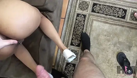 Brian Omally onu bir yıldız yaparken Ariana inliyor!