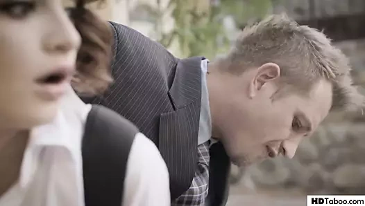 Fışkırtma çok sonra bazı şaşkın anal seks