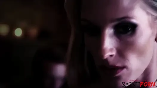 Rebecca More становится музой эрекции писателя Erotica